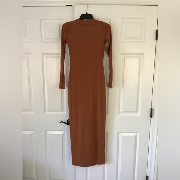 SKIMS Fits Everybody Crew Neck Long Sleeve Dress | Bronze - Picture 9 of 13